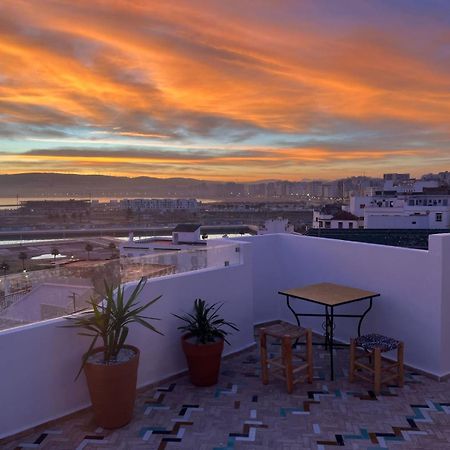 Socco Hostel Tangier Bagian luar foto