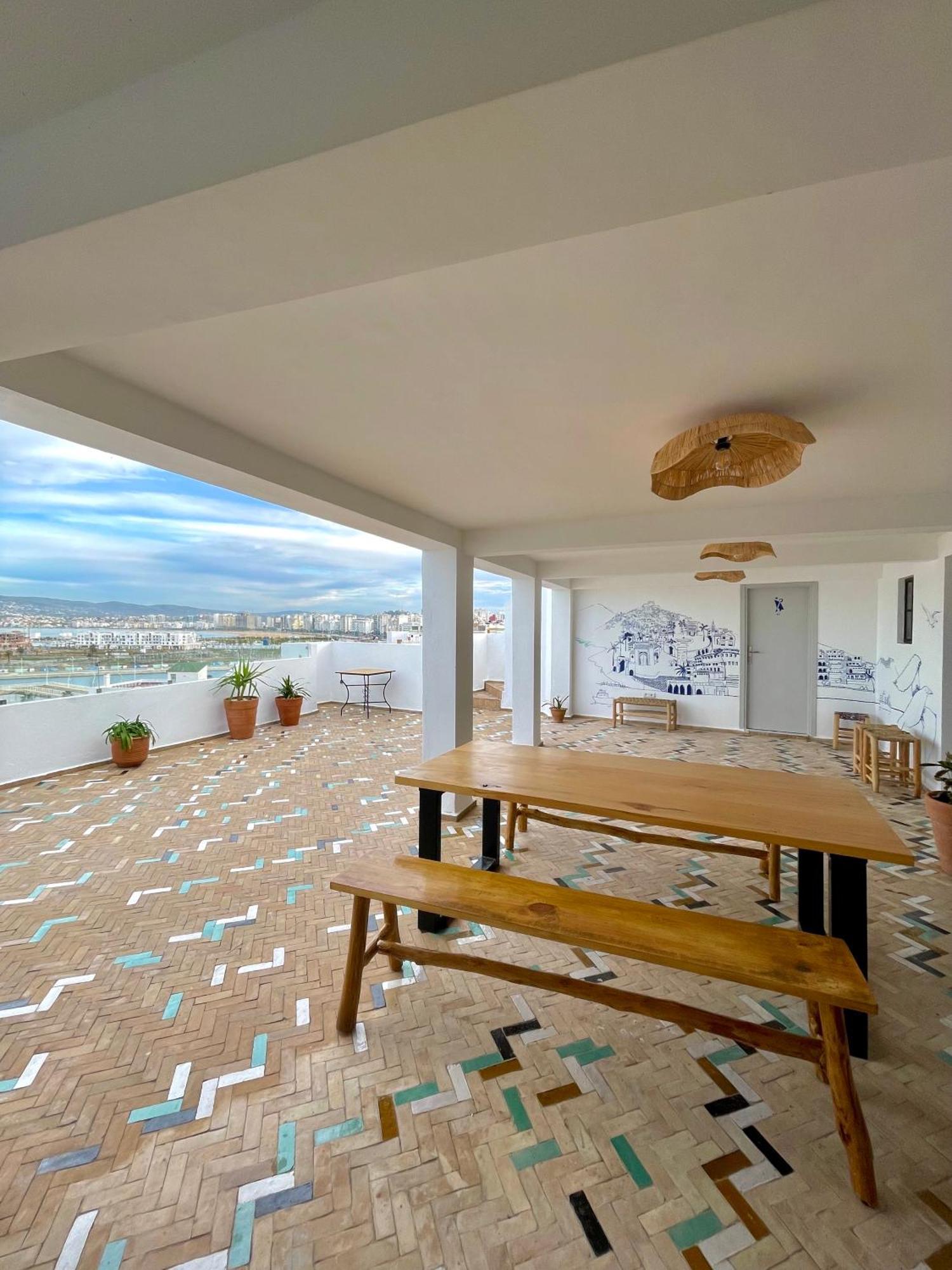 Socco Hostel Tangier Bagian luar foto