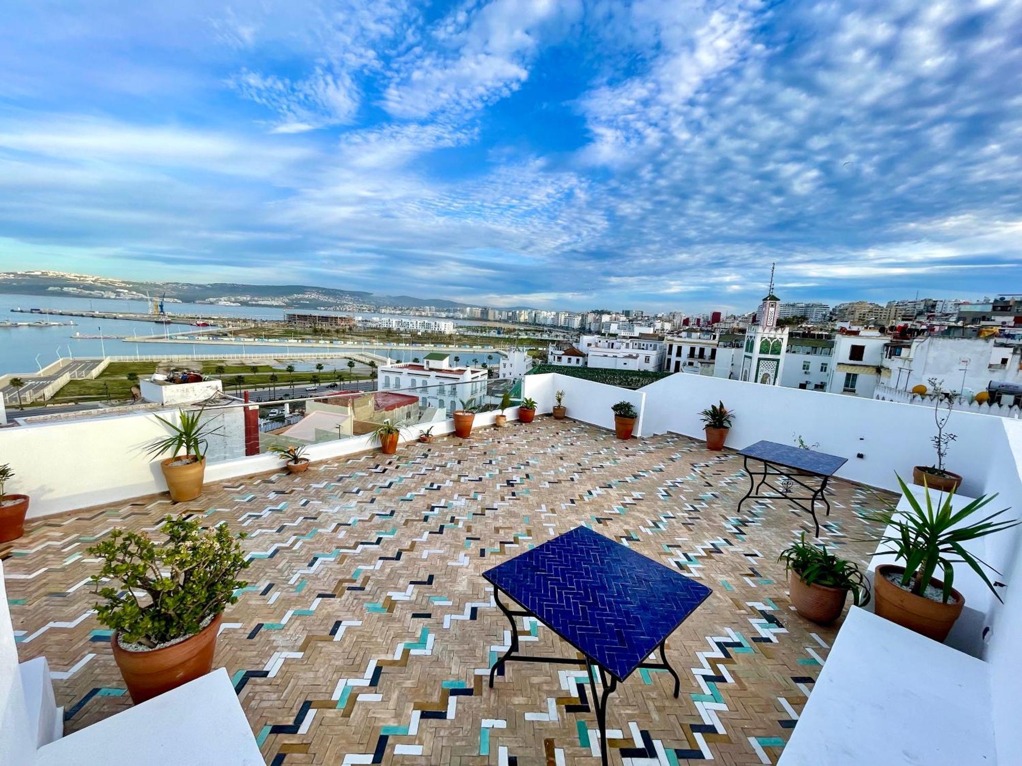 Socco Hostel Tangier Bagian luar foto