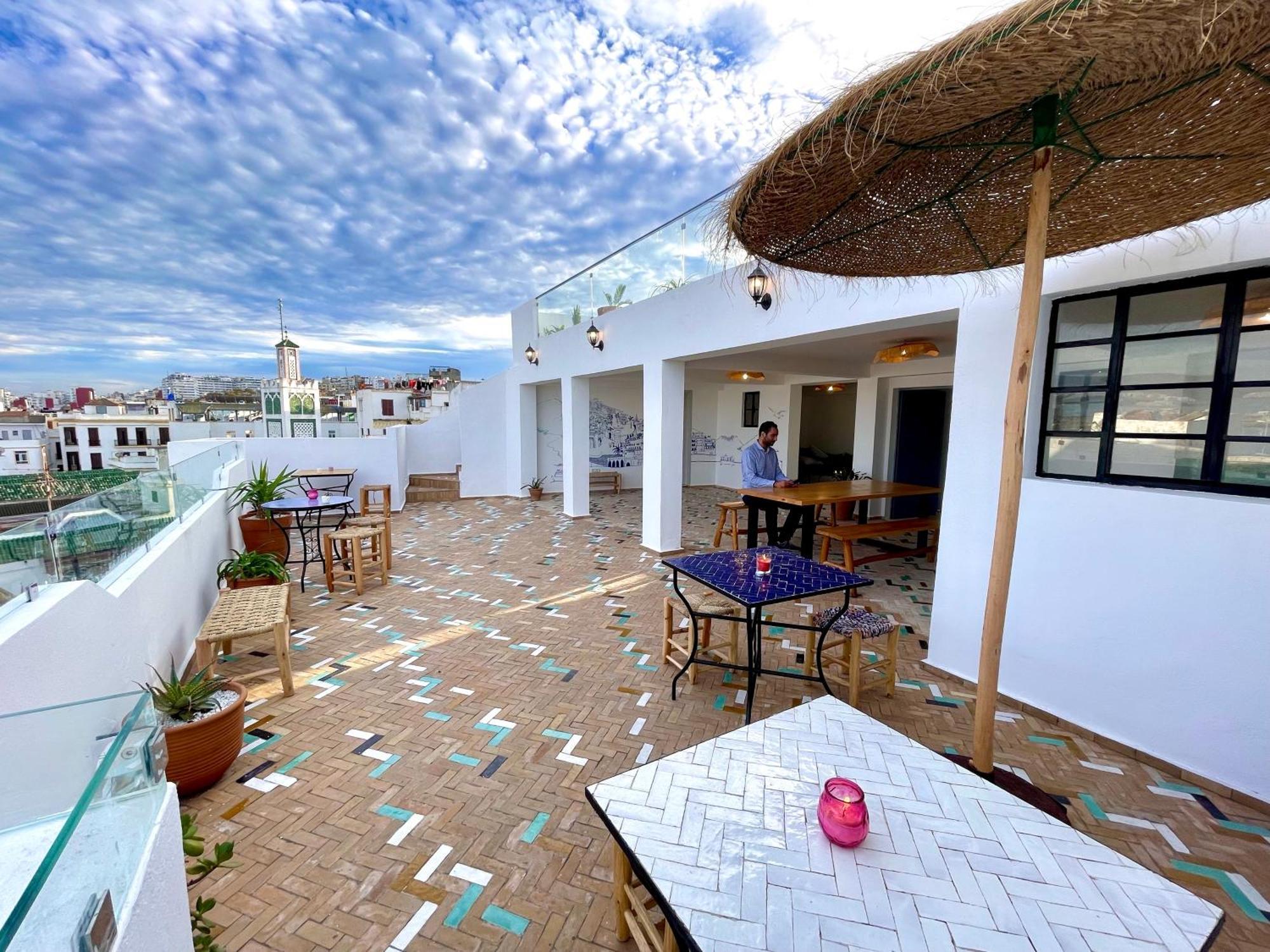 Socco Hostel Tangier Bagian luar foto